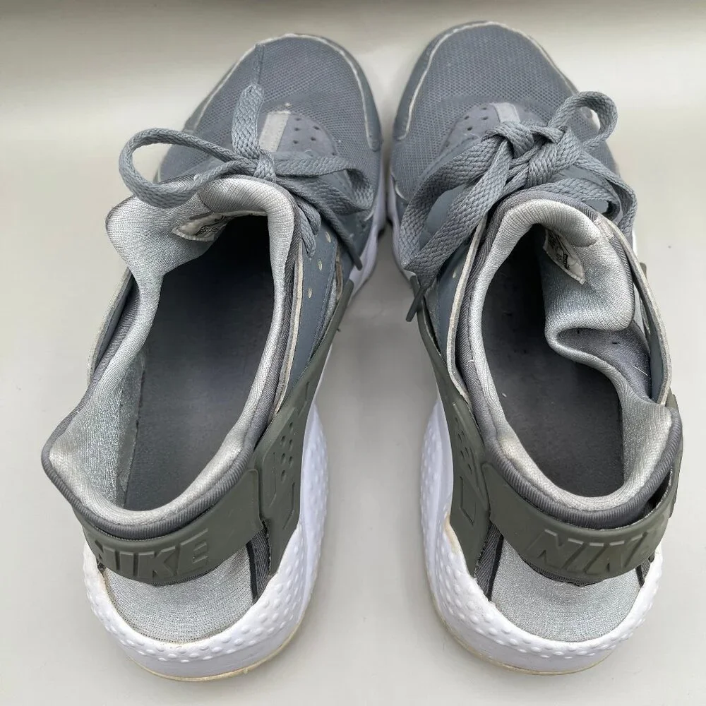 Nike Women's Grey Huarache Sz 9w - Picture 6 of 9